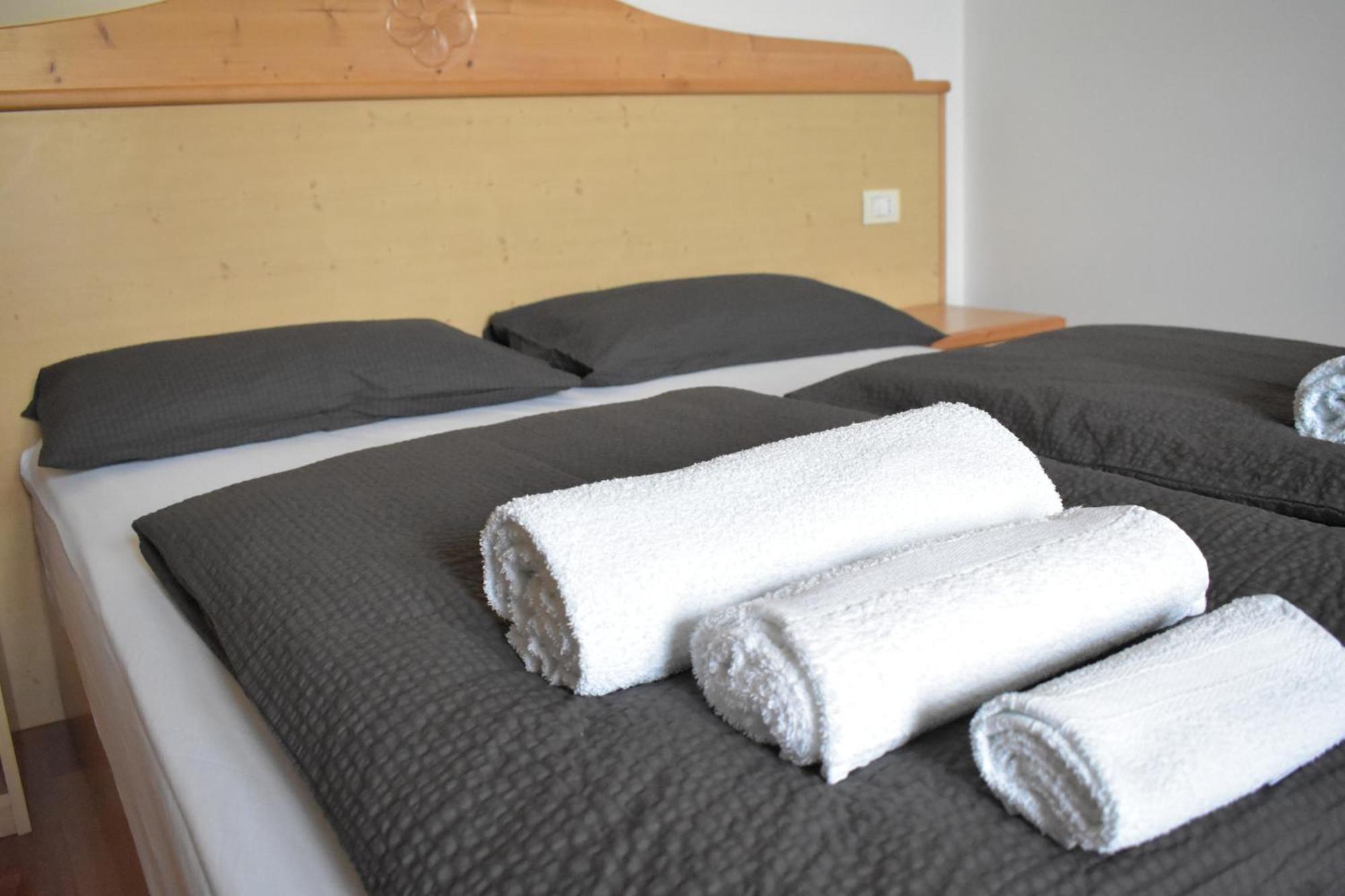 Cloz Agriturismo Maso Tafol 빌라 객실 사진